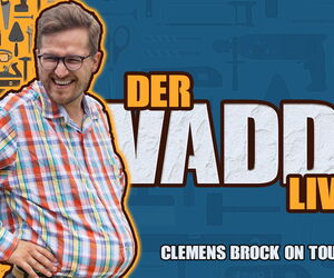 Clemens Brock im Karrieten Hemd mit dem Schriftzug: Der Vadda Live