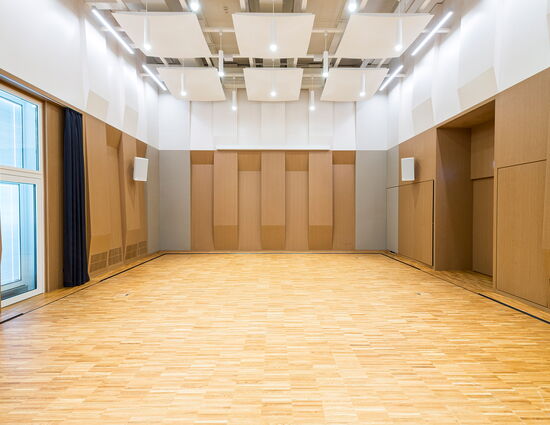 Leerer Kleiner Saal der Musik- und Kongresshalle Lübeck