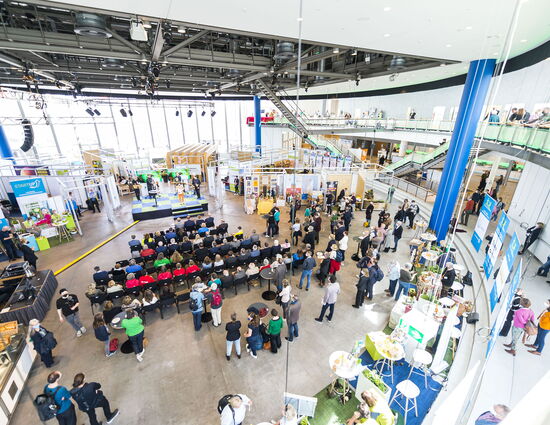 Messe in der Rotunde der Musik- und Kongresshalle Lübeck