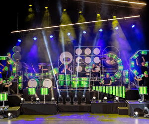 Die Band in Action auf der Bühne